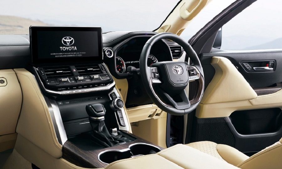 Toyota Land Cruiser 300 Series photo gallery